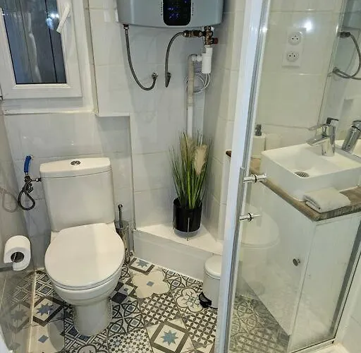 French Luxury Apartment *